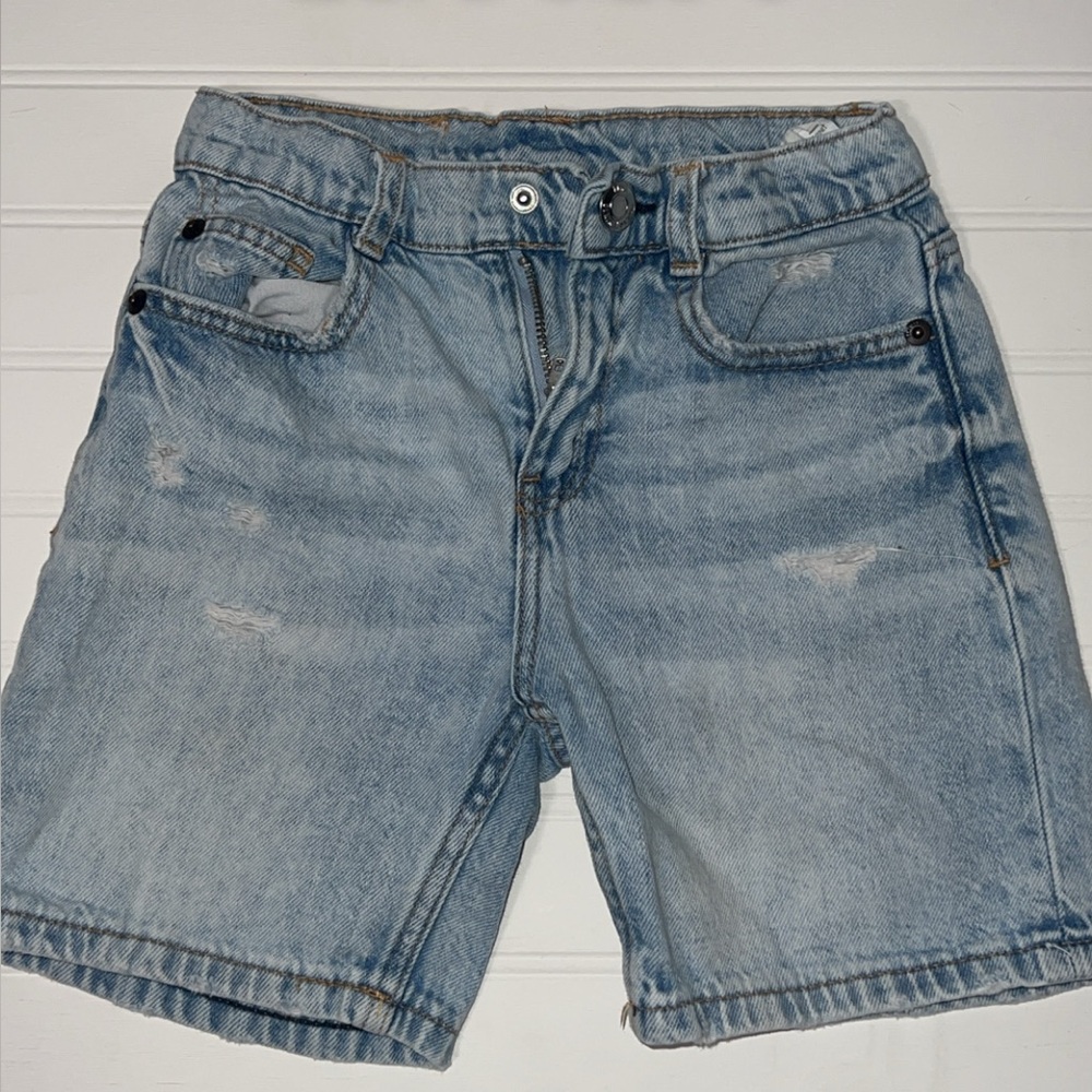 Zara Men's Faded Blue Denim Shorts